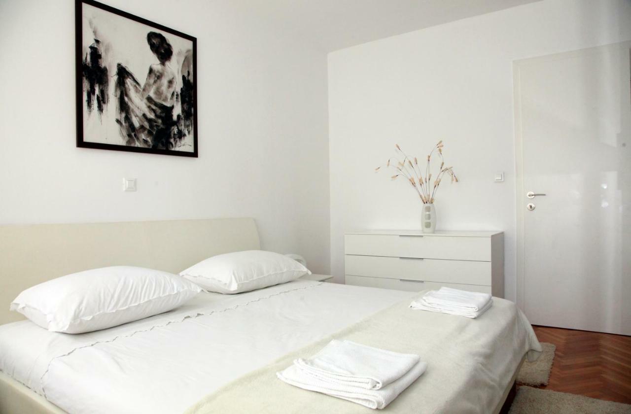 Apartman Mbg *
